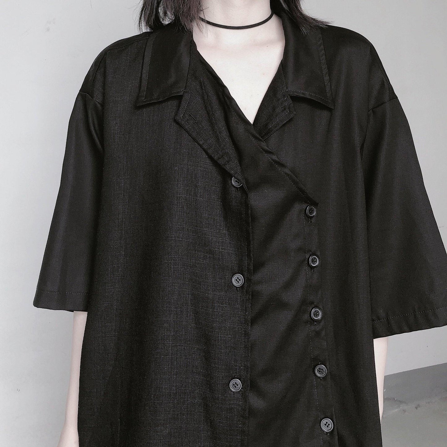 Notched Patchwork Tunic Shape Black Blouses
