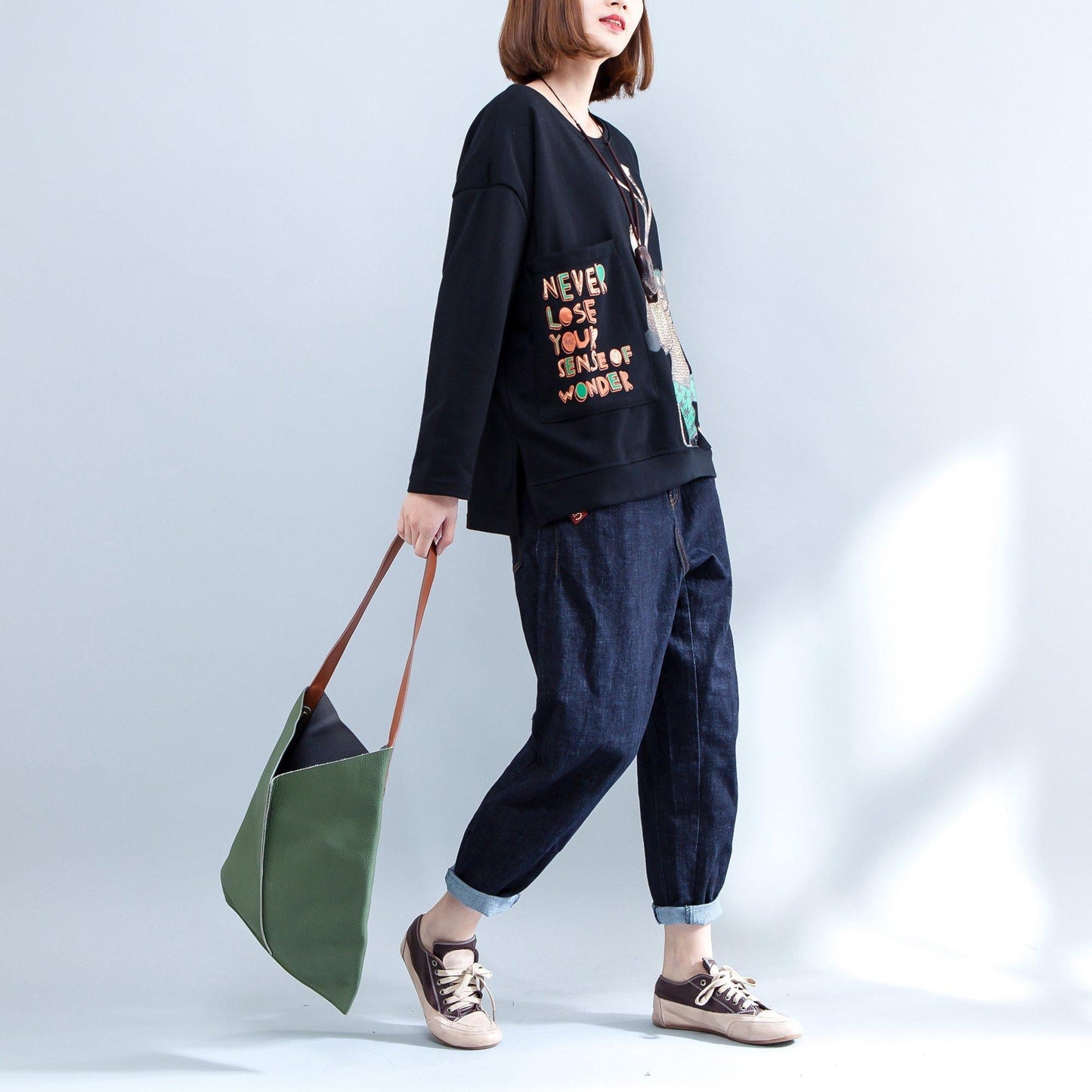 2025 black cartoon print fashion cotton tops oversize o neck t shirt side open