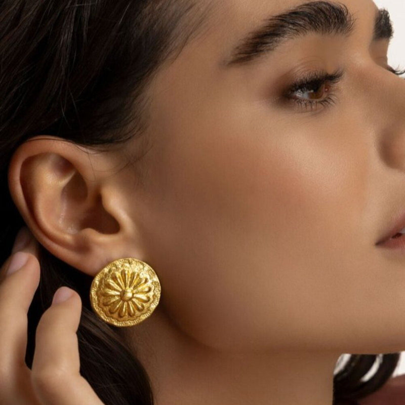 🇮🇹 “nessa” Gold Statement Earrings