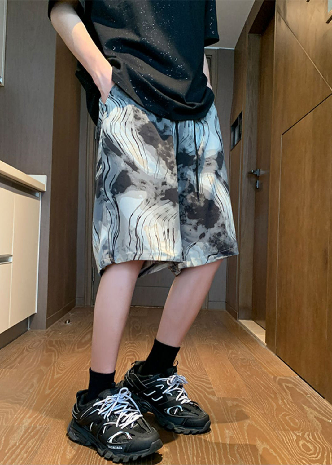 Art Grey Print Pockets Elastic Waist Ice Silk Summer Beach Shorts