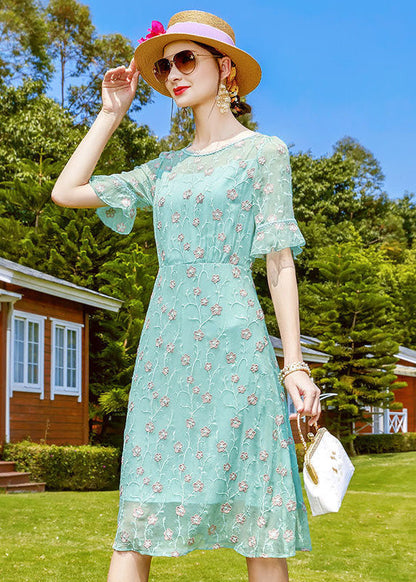 Light Green O-neck Embroideried Silk Mid Dresses Short Sleeve