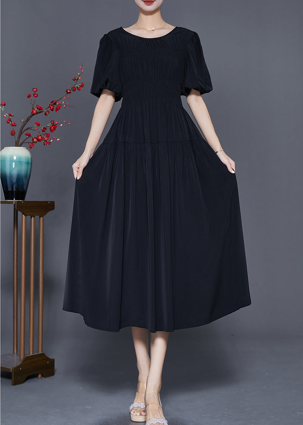 Black Slim Fit Cotton Dresses O-neck Cinched Puff Sleeve