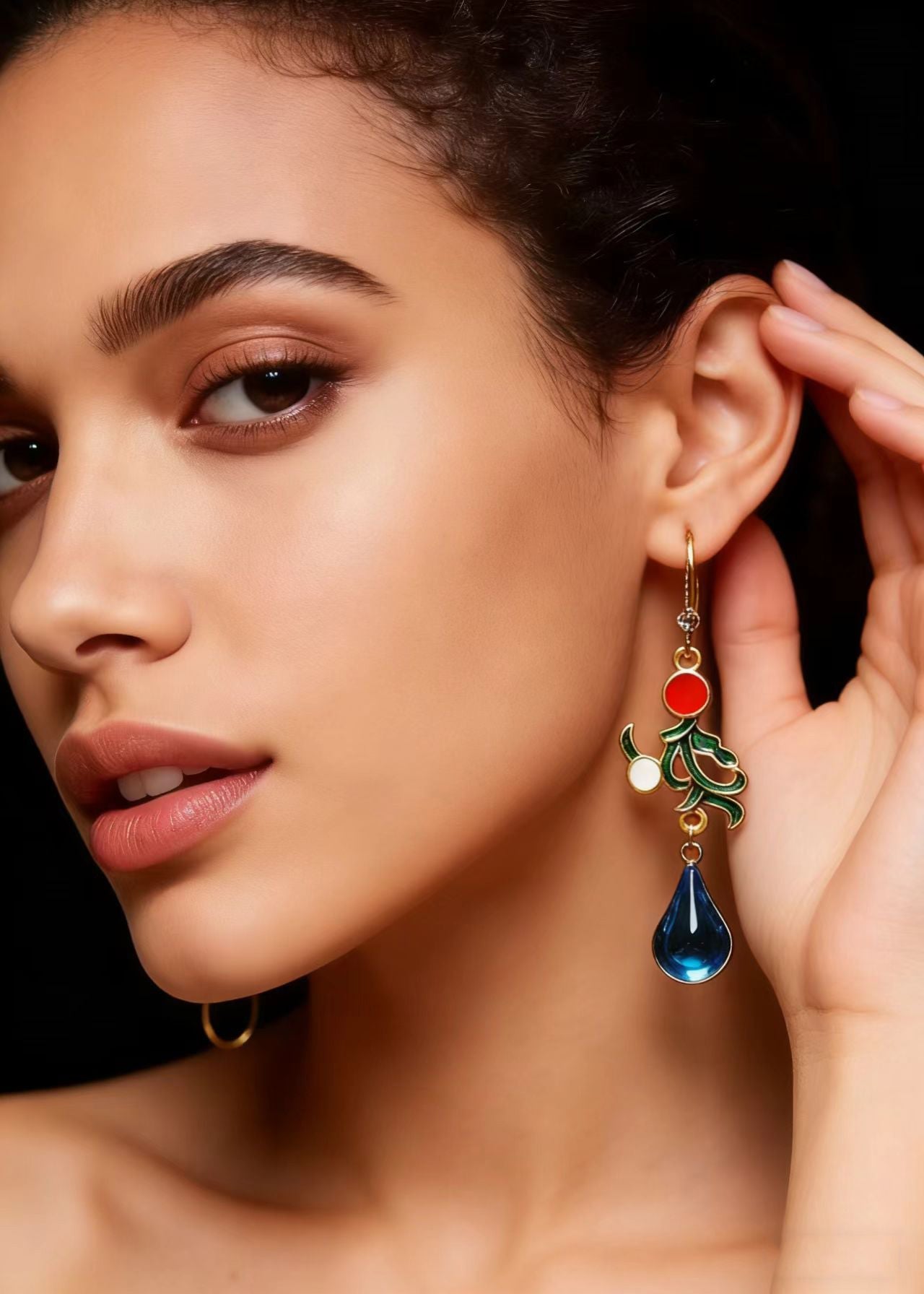 Peacock Blue Gem Stone Droplet Shape Drop Earrings