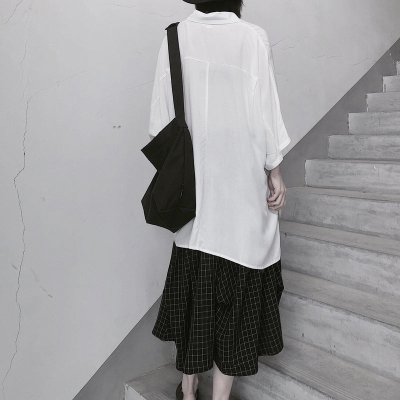 White Clothes Lapel Batwing Sleeve Art Shirts