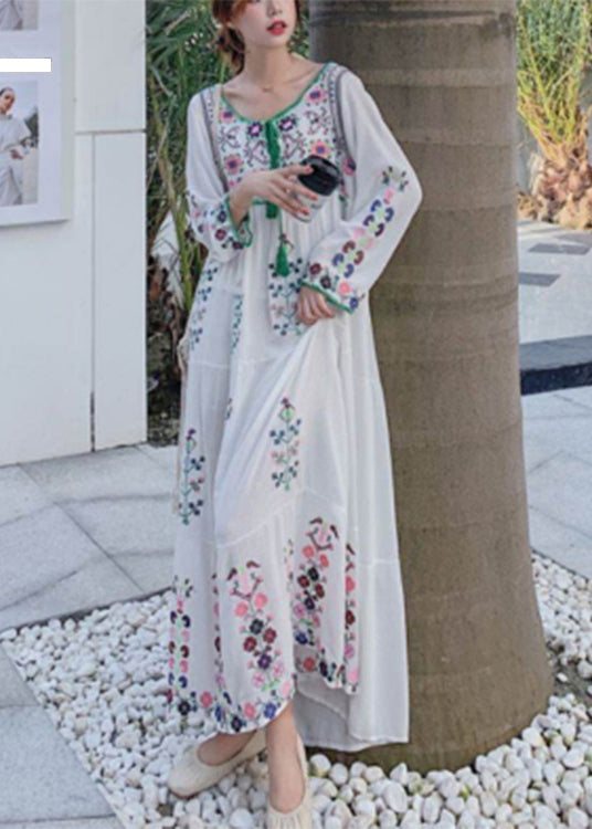 White O-neck Embroideried Cotton Holiday Dresses Long Sleeve