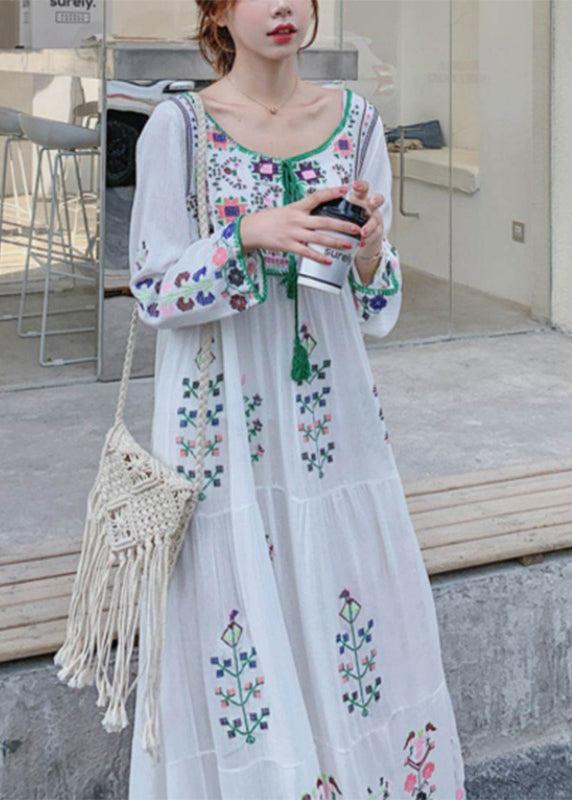 White O-neck Embroideried Cotton Holiday Dresses Long Sleeve