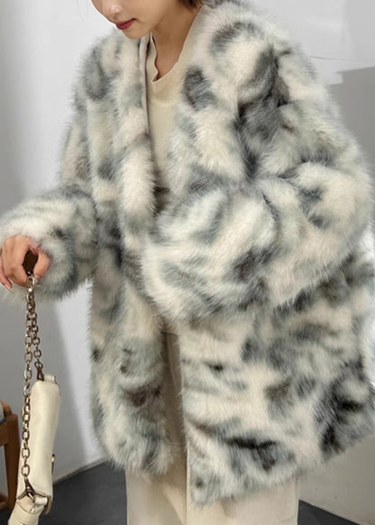 Boutique Green V Neck Print Leather and Fur Coats Spring