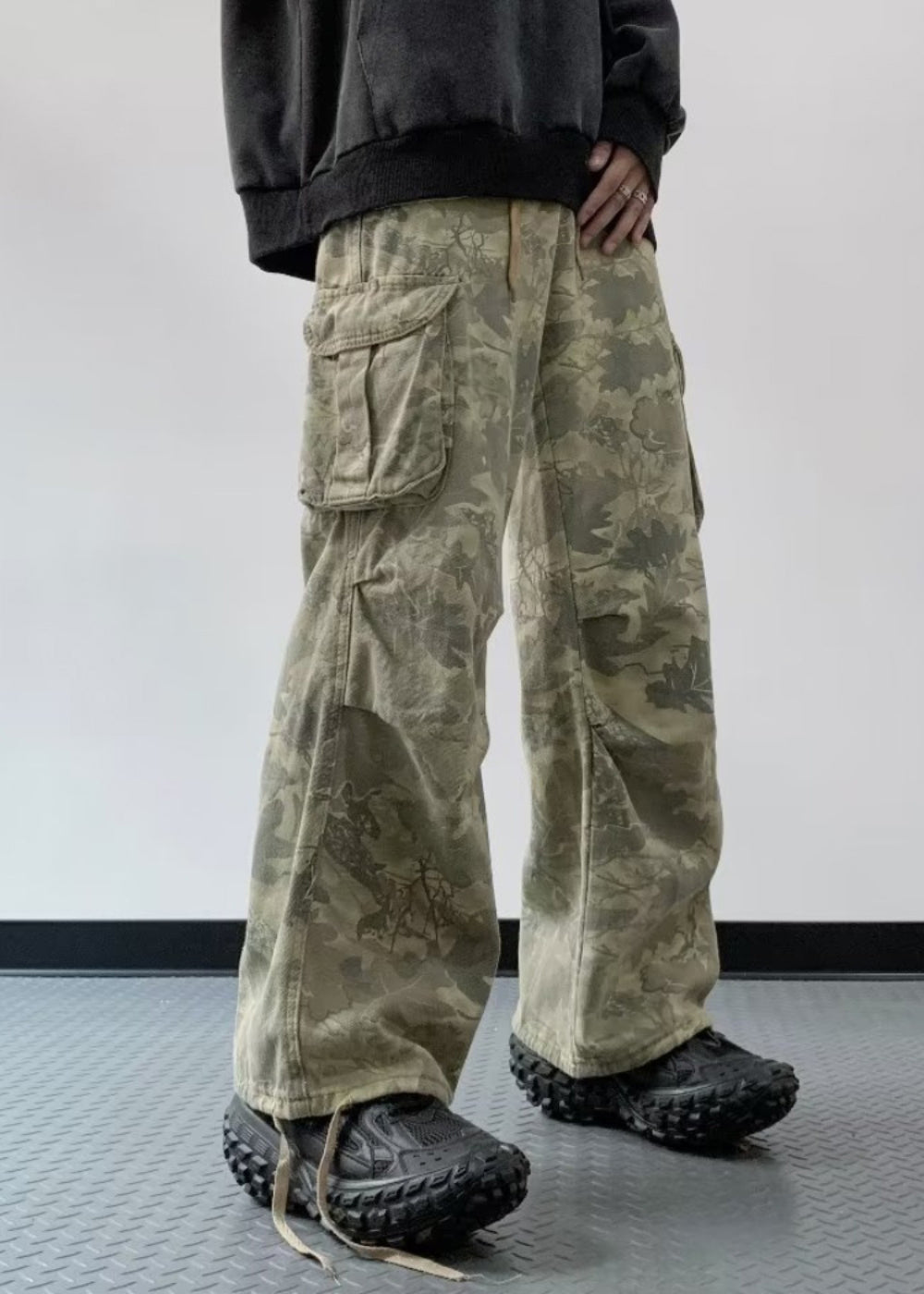 Camouflage Print High Wais Denim Pants