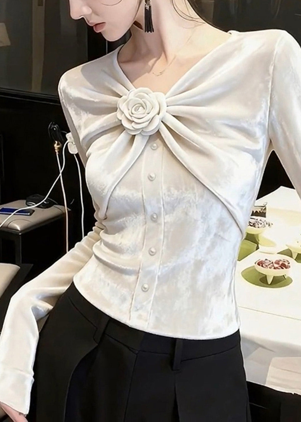 Chic White V Neck Rose Wrinkled Silk Velour Tops Spring