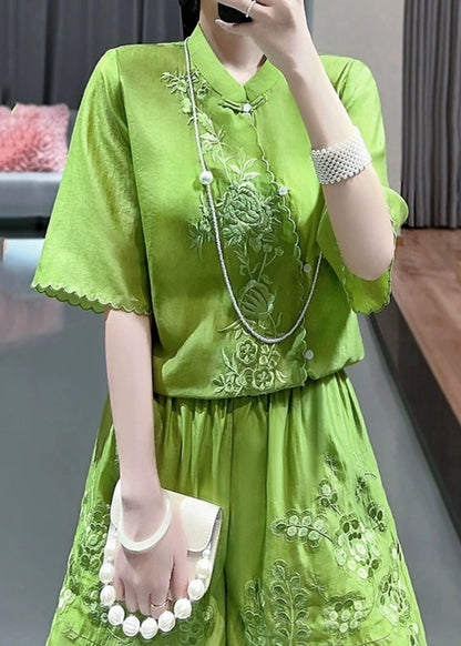 Chinese Style Green Stand Collar Embroidered Shirts and Shorts Two Piece Set Short Sleeve