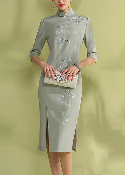 Chinese Style Purple Embroidered Side Open Silk Dresses Half Sleeve