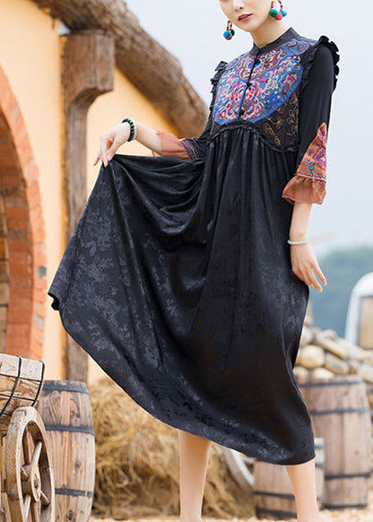 Classy Black O-neck Embroideried Wrinkled Button Dress Sleeveless