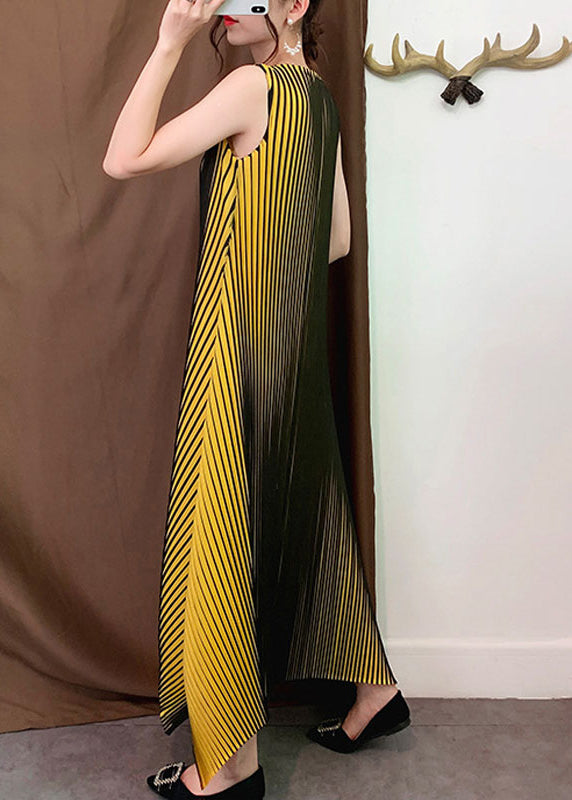 Classy Yellow O-neck Asymmetrical Striped Holiday Dress Sleeveless