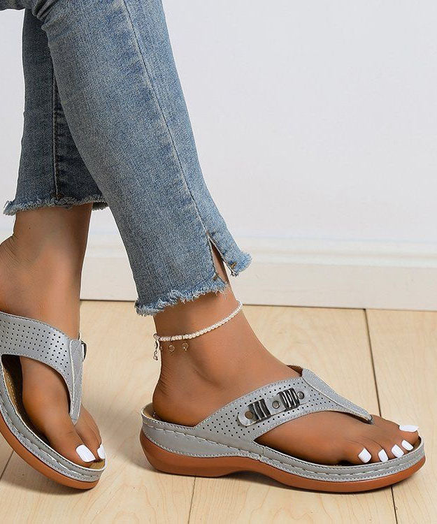 Comfy Grey Beach Flip Flops Faux Leather Splicing Rivet