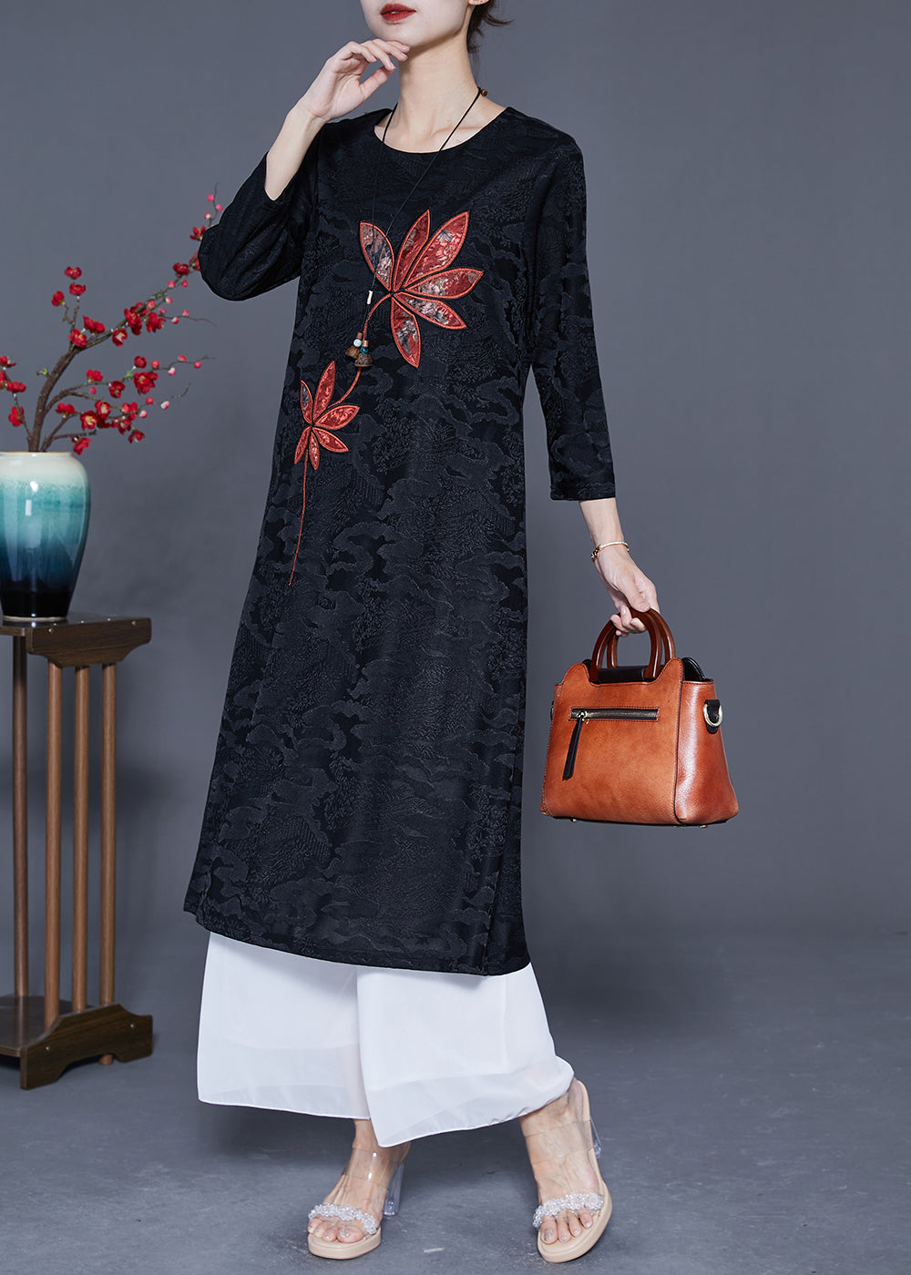 Black Embroideried Jacquard Silk Dress Bracelet Sleeve