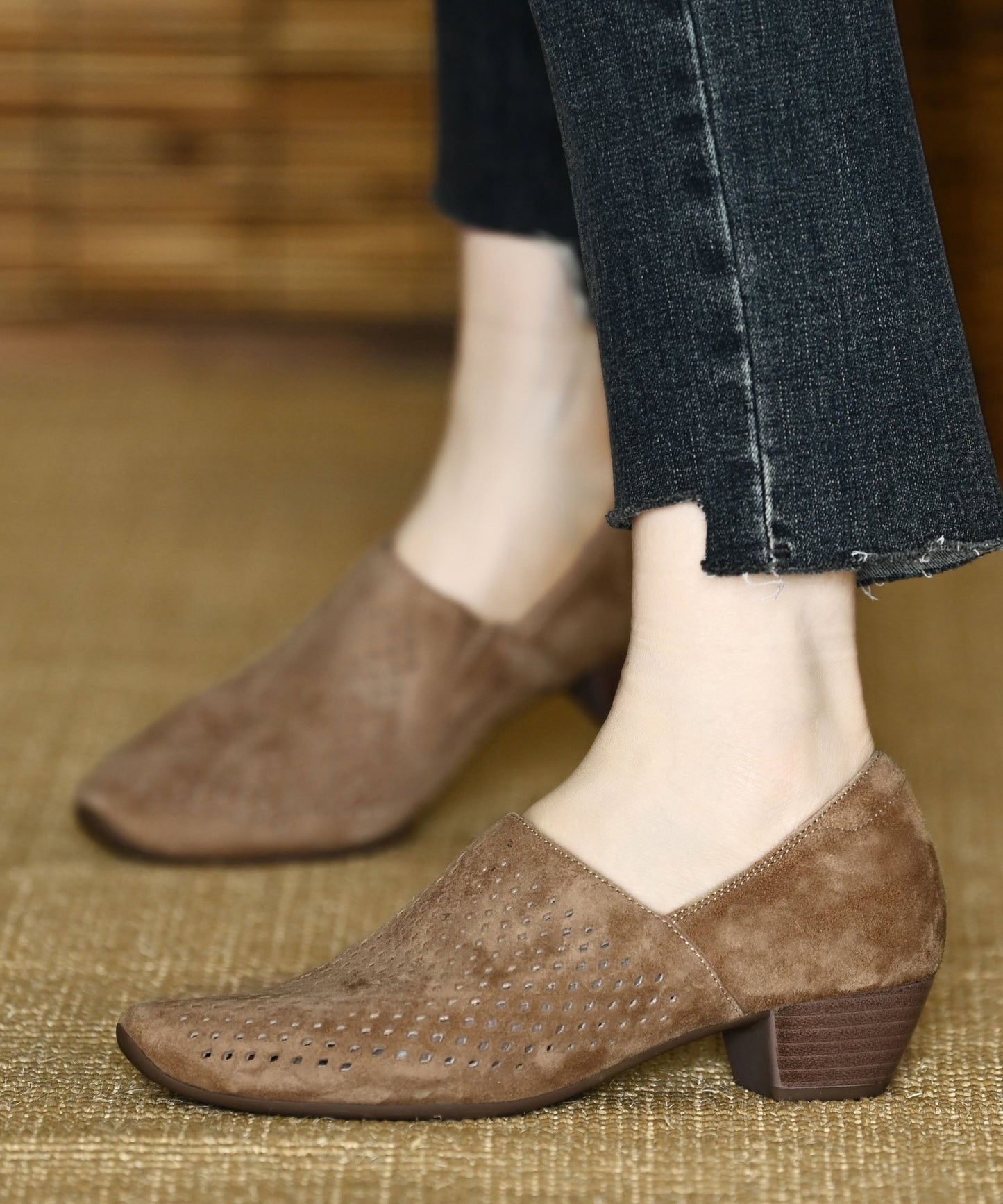 Hollow Out Splicing Chunky Heel Grey Suede