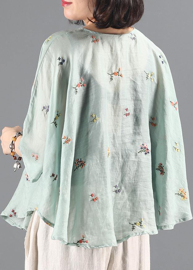 Green Embroidery Tunic Pattern O Neck Batwing Sleeve Knee Blouses