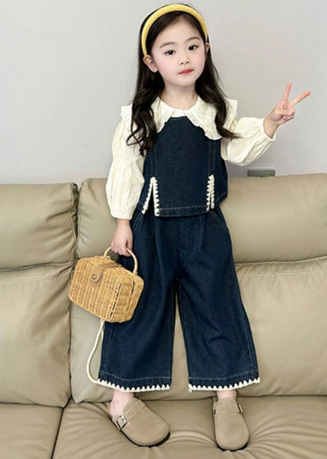 Blue Kids Denim Waistcoat Shirts and Crop Pants Three Pieces Set Spring