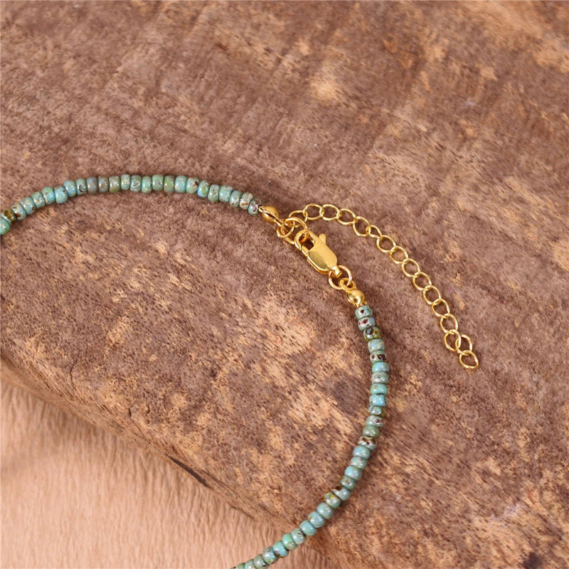 Daisy Flower Seed Bead Necklace