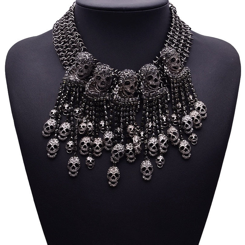 Exaggerated Chain Skull Necklace