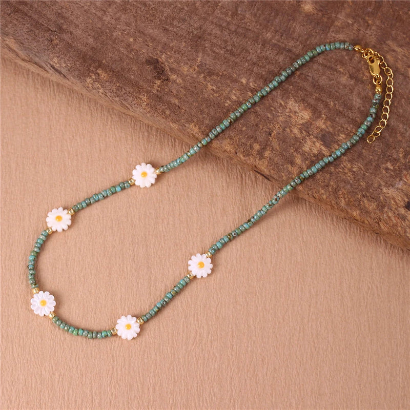 Daisy Flower Seed Bead Necklace