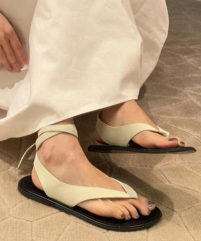 Holiday Style White Faux Leather Splicing Thong Sandals