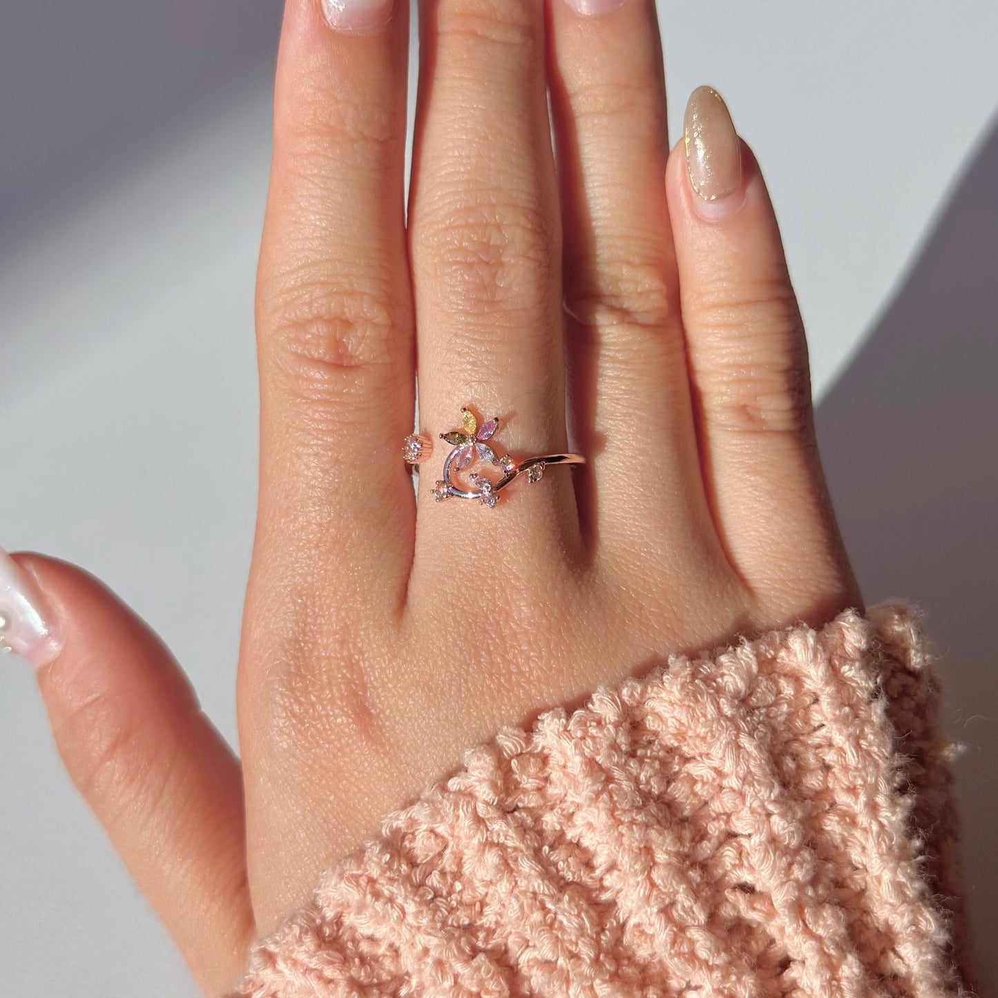 [] Magical Ivy Ring