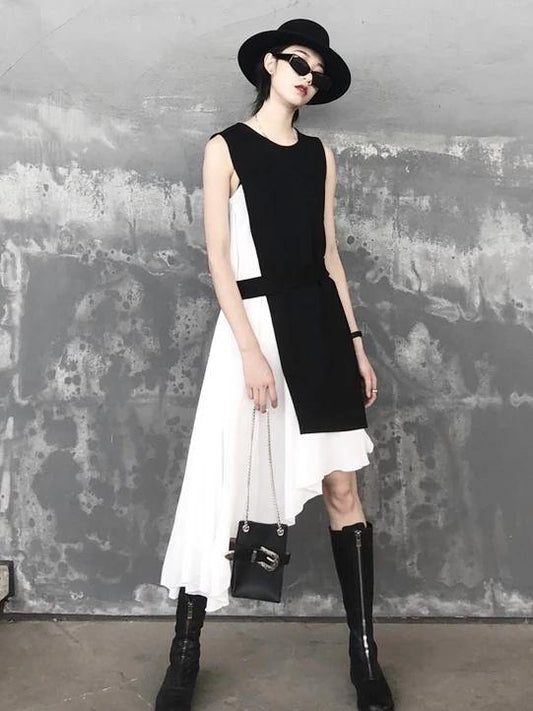 Italian White Cotton Wardrobes O Neck Asymmetric Baggy Dress