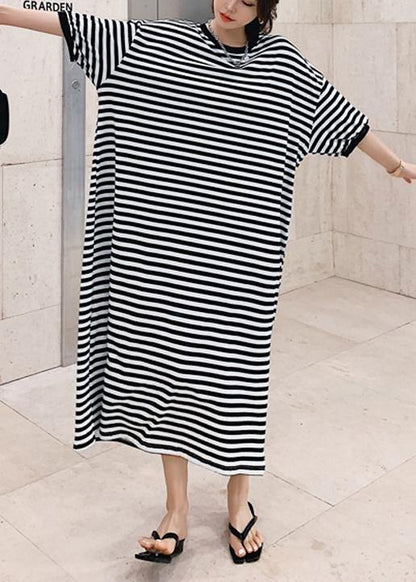Modern O Neck Side Open Design Black Striped Loose Dresses