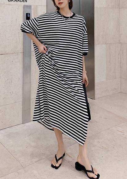 Modern O Neck Side Open Design Black Striped Loose Dresses