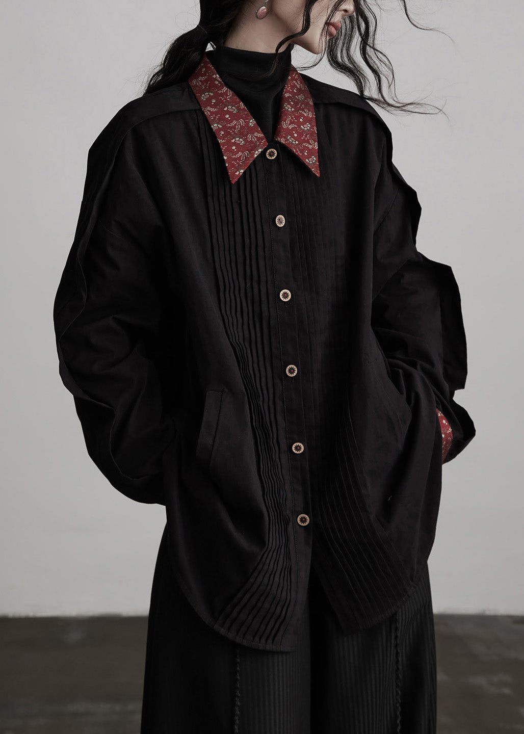 New Black Peter Pan Collar Wrinkled Patchwork Cotton Shirts Top Spring