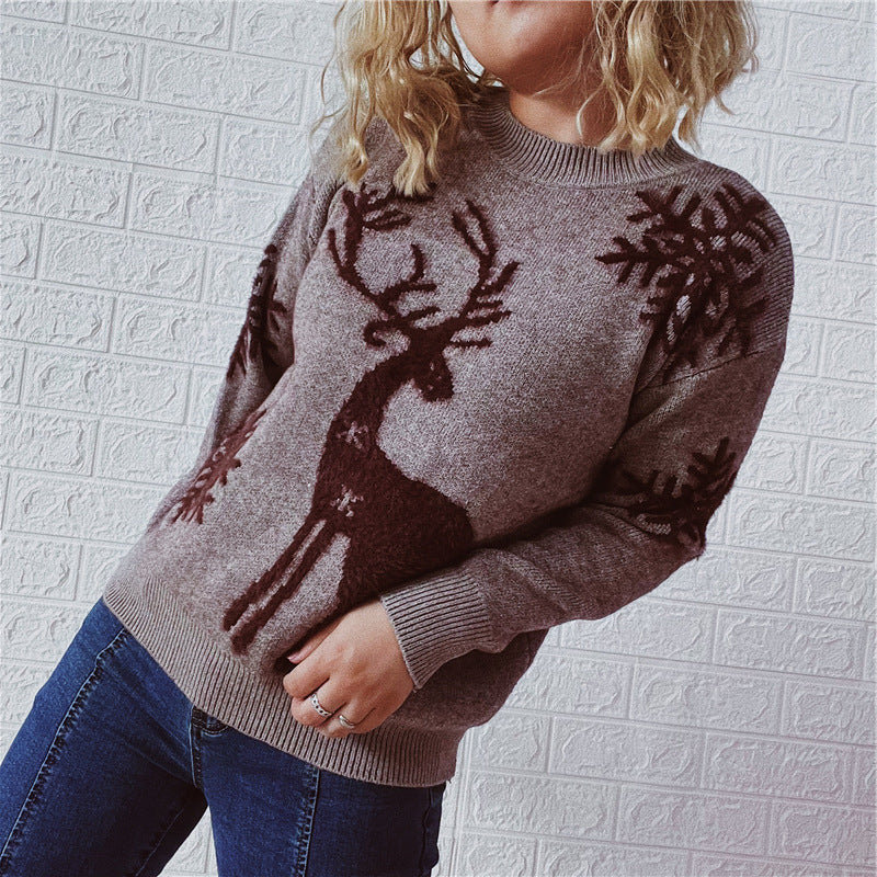 Women's Christmas Sweater with Festive Reindeer Design and High-Quality Knit