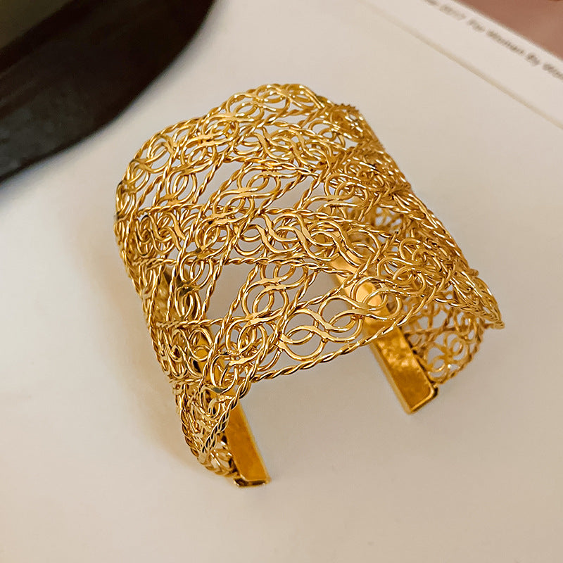 Cyra Statement Cuff Bracelet