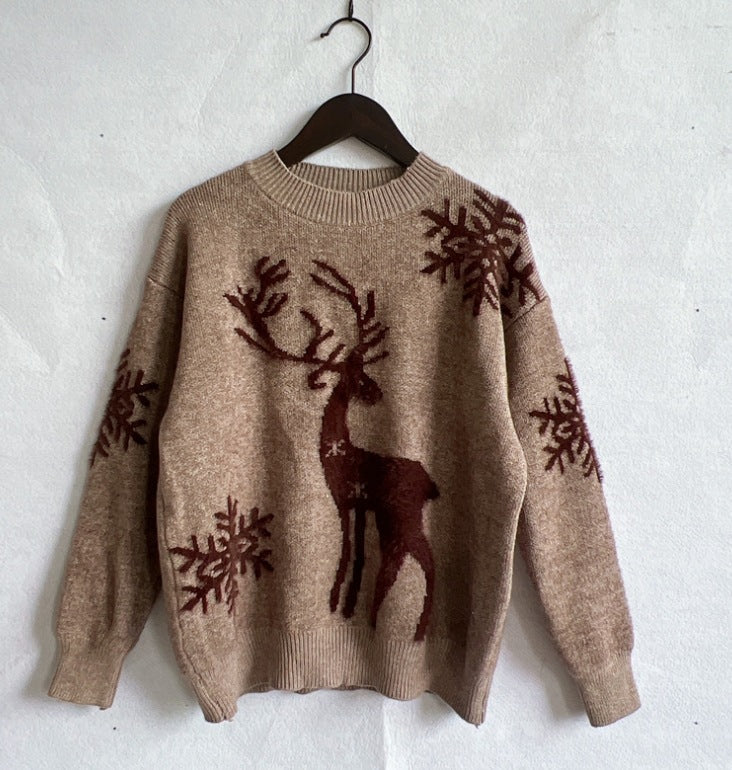 Women's Christmas Sweater with Festive Reindeer Motif and Comfortable Cut R&B