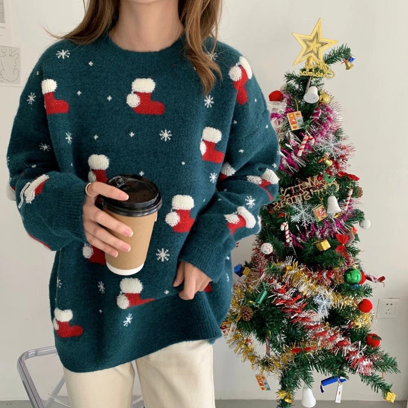 Women's Cozy Christmas Sweater with Festive Motif R&B