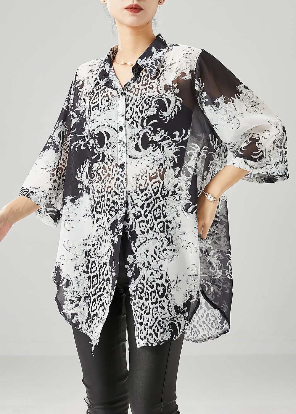 Black White Print Oversized Chiffon Blouses Half Sleeve