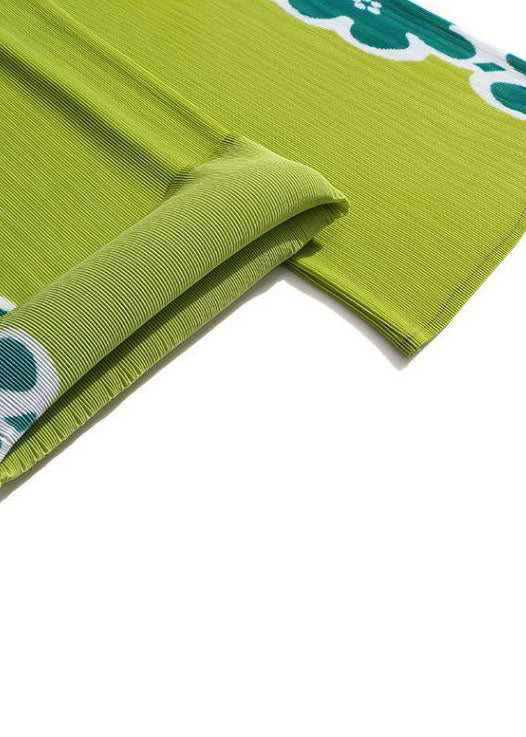 Green O-neck Wrinkled Print Tops and Crop Pants Two Pieces Set Short Sleeve