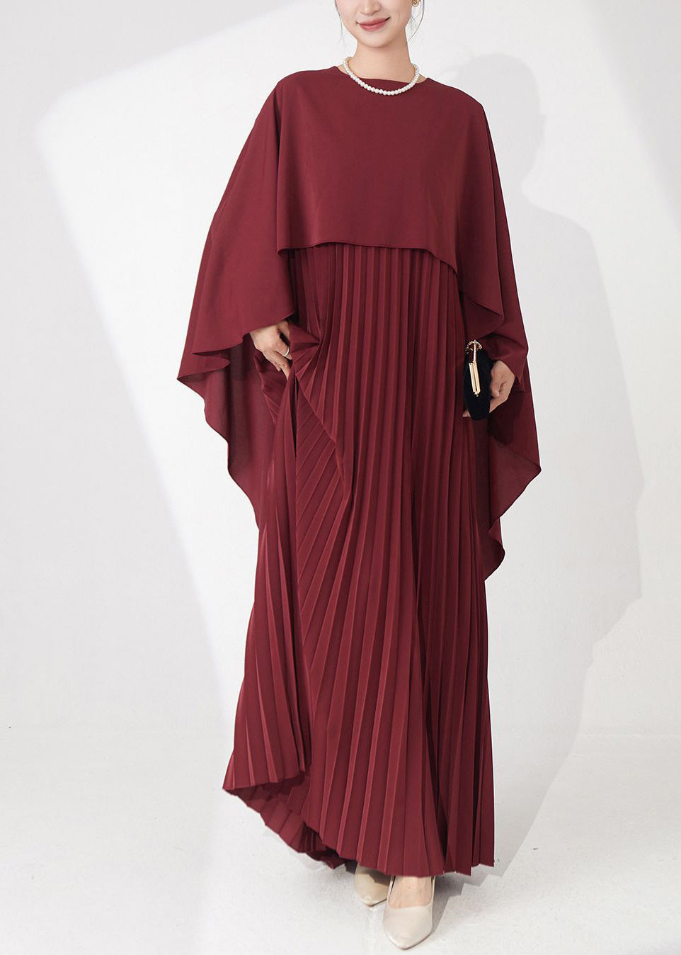 Retro Elegance Burgundy Cape-style Pleated Dinner Gown Fall