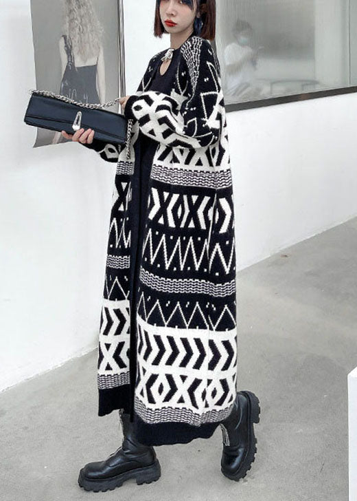 Stylish Black Pockets Button Jacquard Fall Long Knit Sweaters Coat