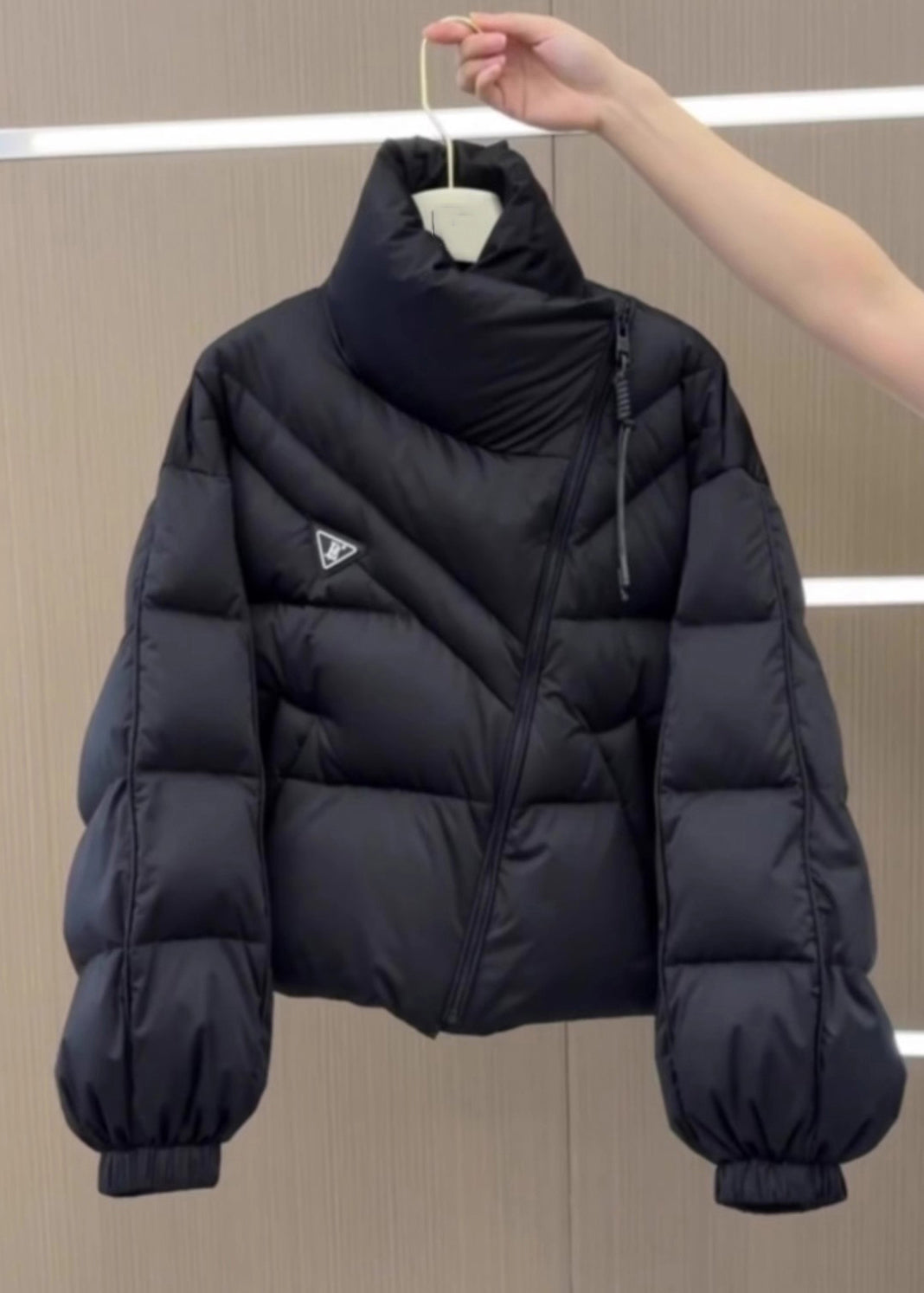 Stylish Black Stand Collar Zippered Patchwork Parka Puff Sleeve