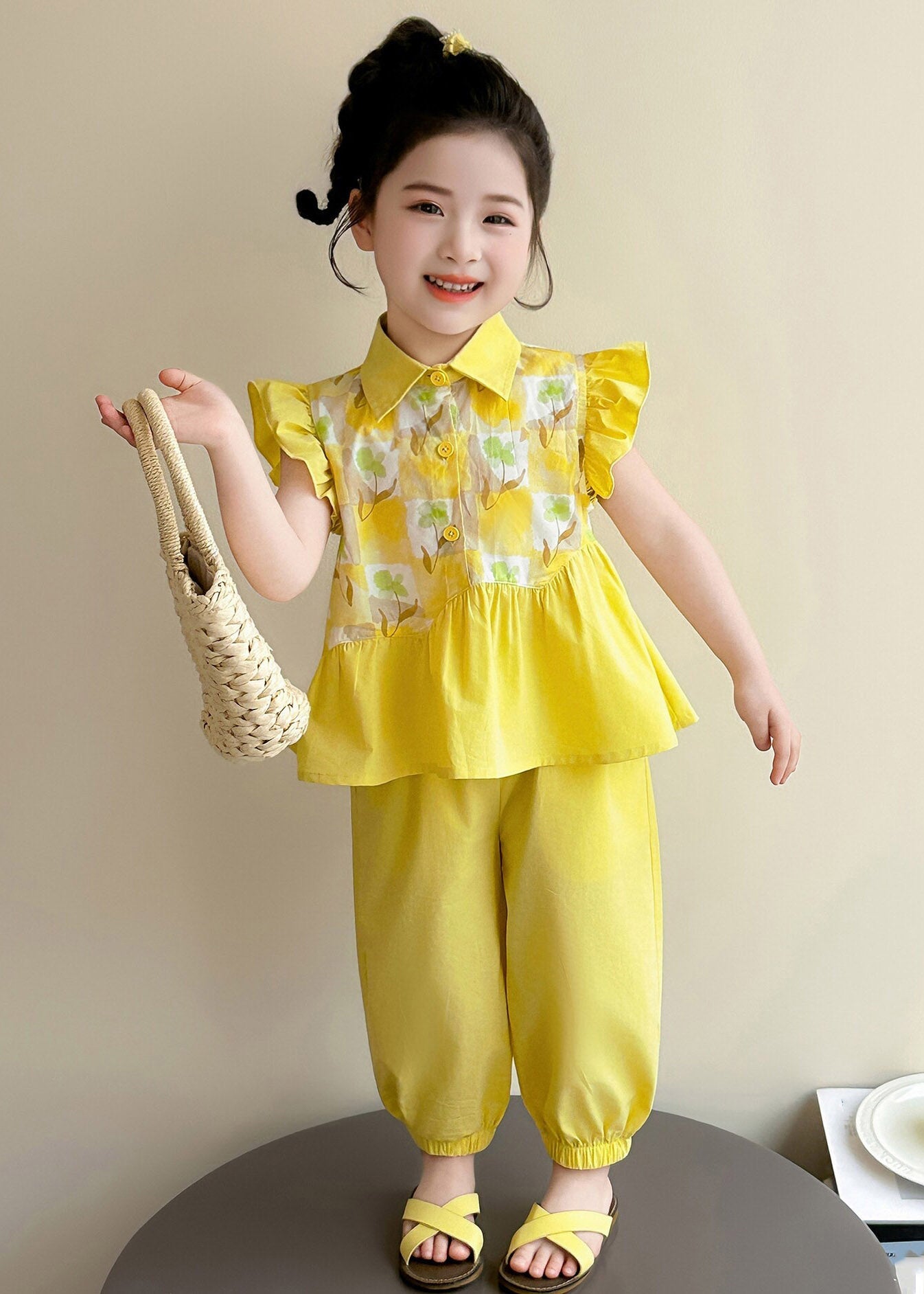 Stylish Yellow Peter Pan Collar Print Top and Crop Pants Two Pieces Set Summer