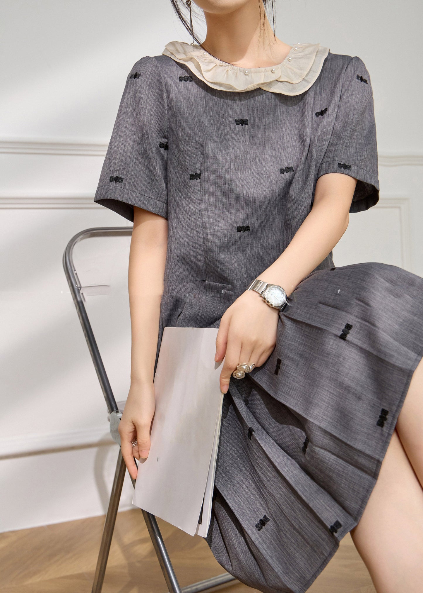 Unique Grey O-neck Embroidered Pockets Maxi Dress Short Sleeve
