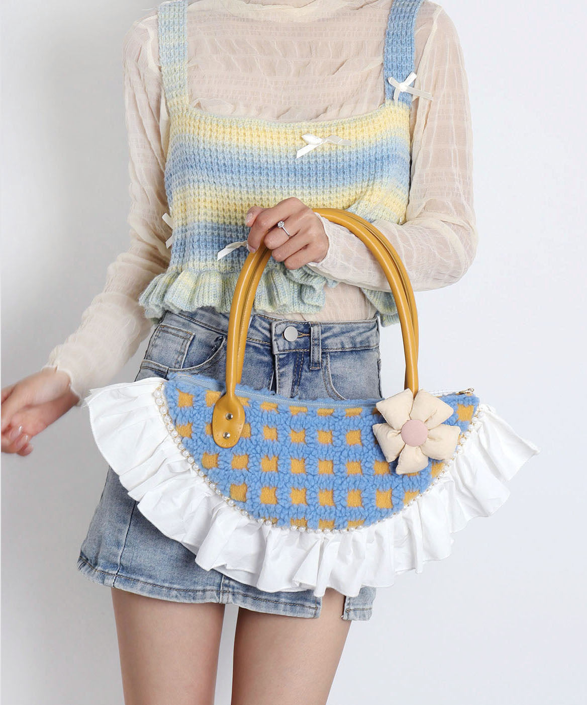 Fan-shaped Patchwork Ruffles Wool Tote Bag