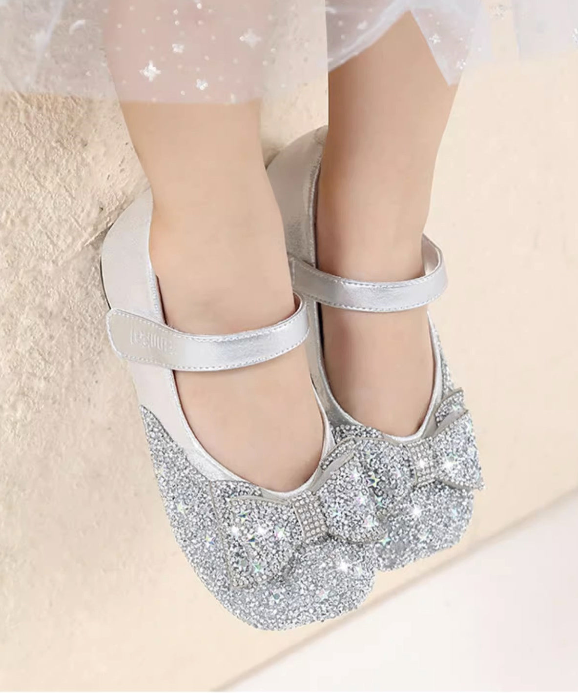 Vogue Silvery Bow Silvery Splicing Buckle Strap Flat Feet Shoes