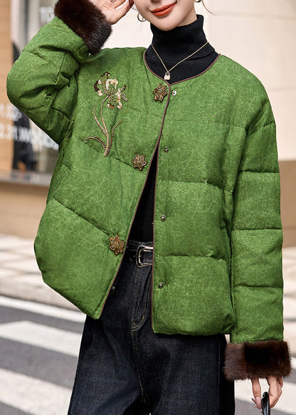 Green O-neck Embroidered Duck Down Jacket in Winter