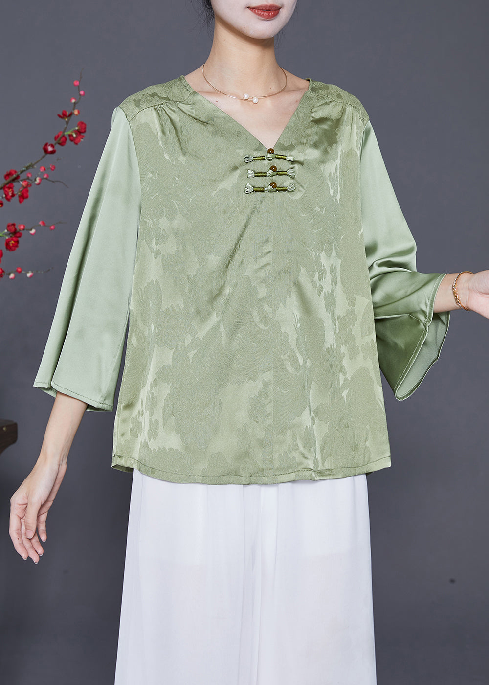 Light Green Jacquard Chinese Button Silk Blouses Bracelet Sleeve