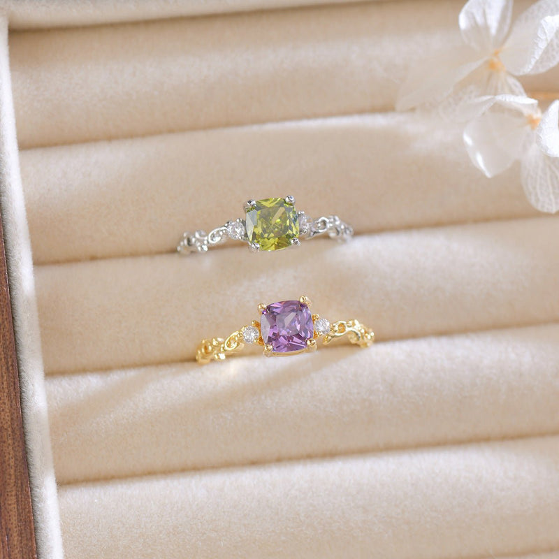 [sample ] Ayla Peridot Ring in Silver