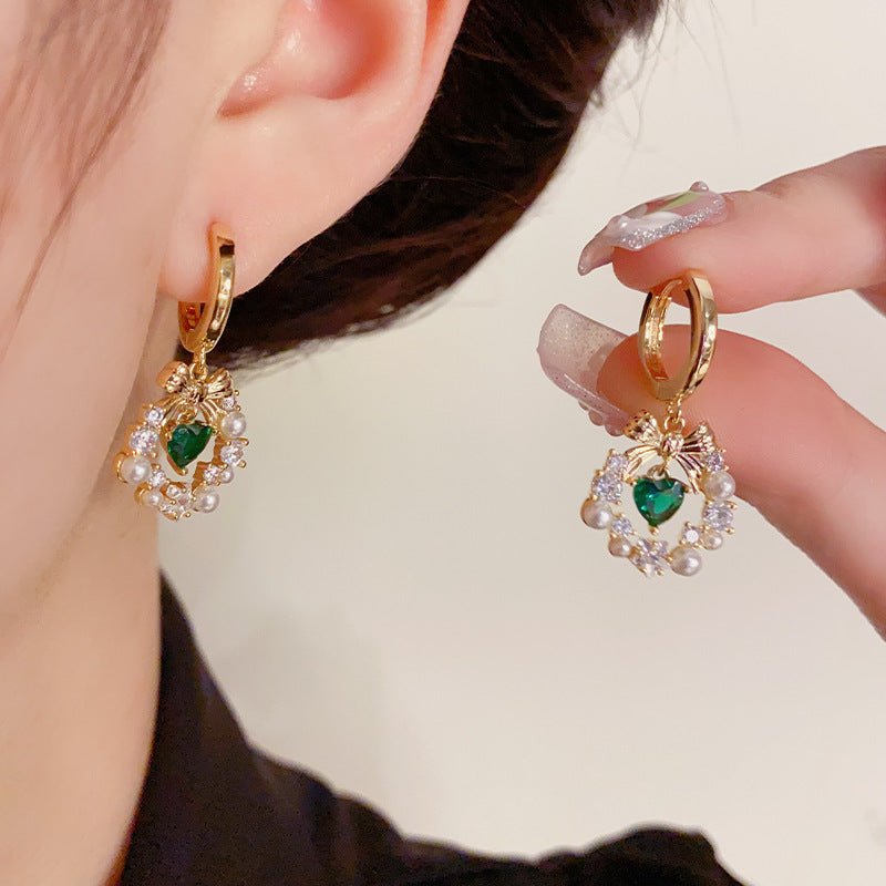 Bow Wreath Green Heart Earrings