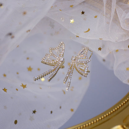 [] Sally Butterfly Drop Earrings