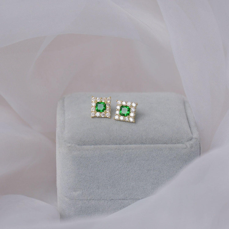 [] Baroque Stud Earrings